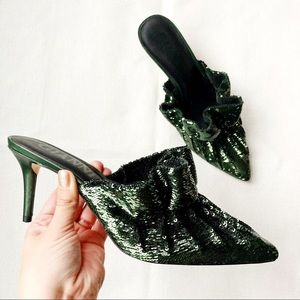 GIANNI BINI Rossallio Green Sequin Ruffle Mule Heels Holiday New Years NWOT